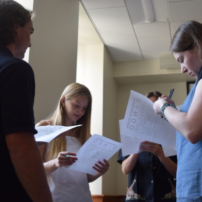 Decarbonization Academy students in a group